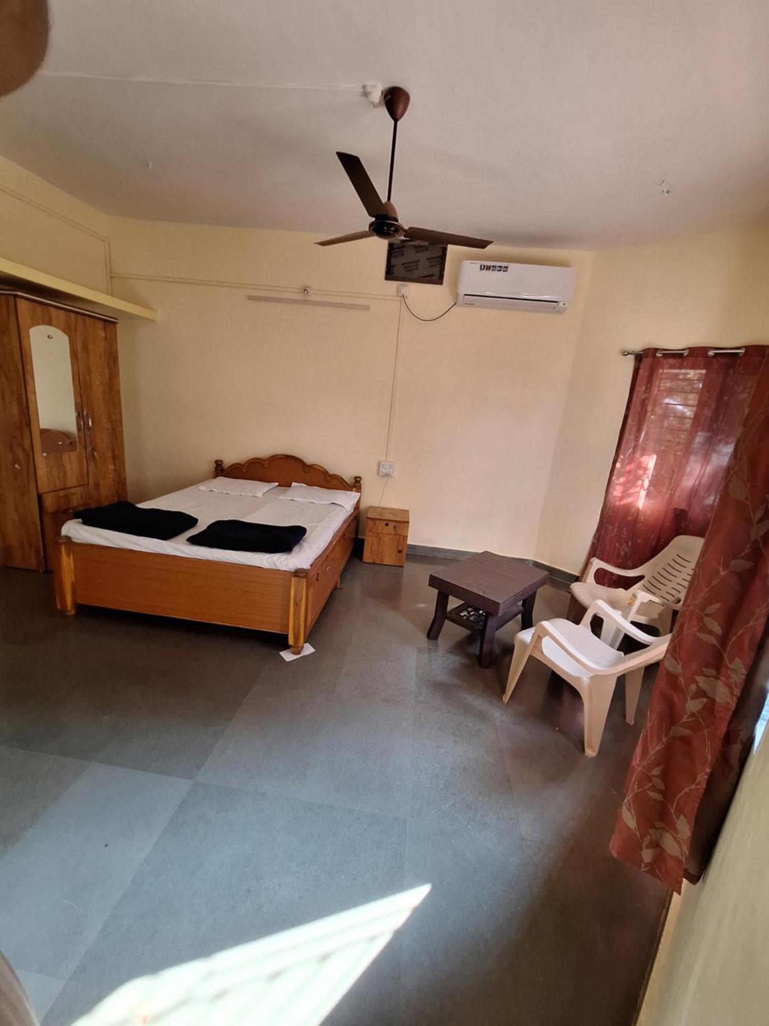 Anand Nivas Homestay Mālvan Eksteriør billede